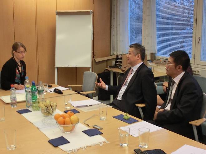 代表团接受芬兰图尔库日报专访